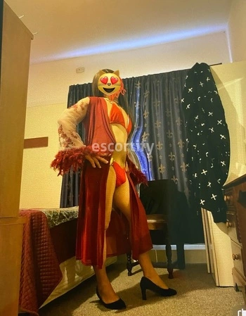 View 1 lady+ 1 ladyboy, Trans Escort | Tel: 02902503931