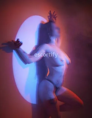 View Aaliyah Sensual Massage, Auckland Escort | Tel: 0223072526