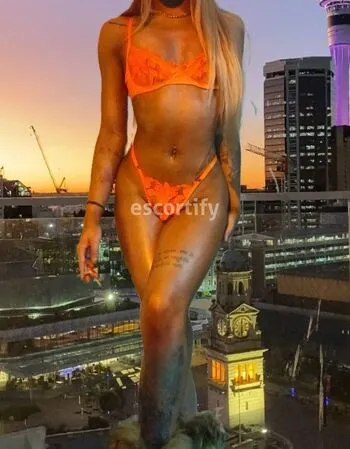 View Teyana, Hamilton Escort | Tel: 0221721406