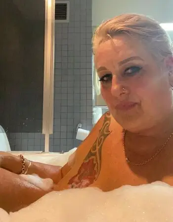 View Sweet Kitty AKA Maverick, Wellington Escort | Tel: 021 0233 4096