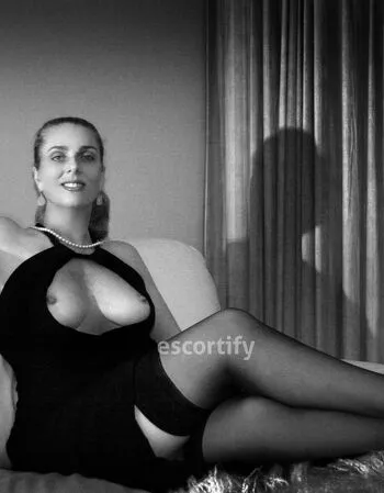 View Claudia leigh, Auckland Escort | Tel: 0273297923