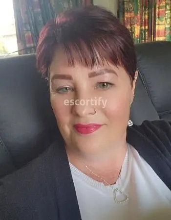 View Cara Kiwi/German MILF), Auckland Escort | Tel: 0272385125
