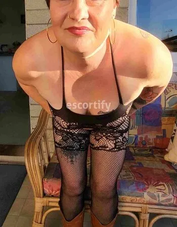 View Cara XX Kiwi/German MILF, Auckland Escort | Tel: 0272385125