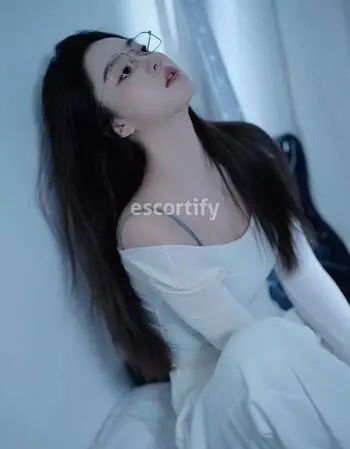 View 2 girls  Ask price, Hamilton Escort | Tel: 02102415199