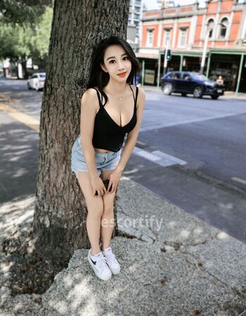View Faye Tight Pussy Kitty, Central Nth Island Escort | Tel: 02040960355