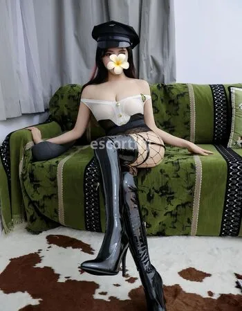 View Della, Christchurch Escort | Tel: 02041070898