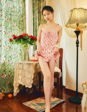 View Ivy, Hamilton Escort | Tel: 0212340215