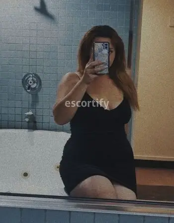 View Courtney, Hamilton Escort | Tel: 0221886880