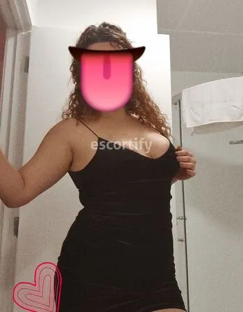 View Eeevaa, Hamilton Escort | Tel: 0221886880