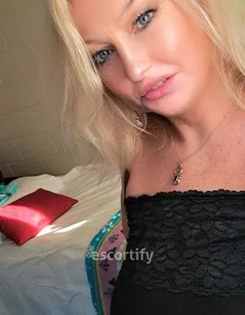 View Tammy cambridge, Hamilton Escort | Tel: 0220465706