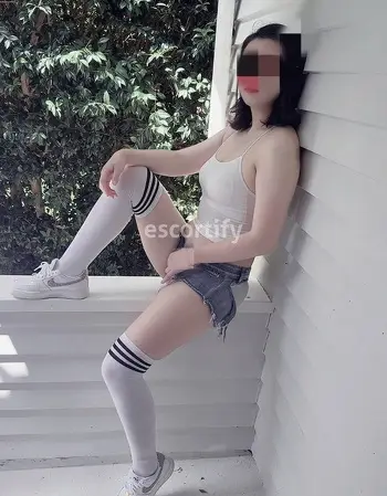 View Cat 20y, Auckland Escort | Tel: 0224313456