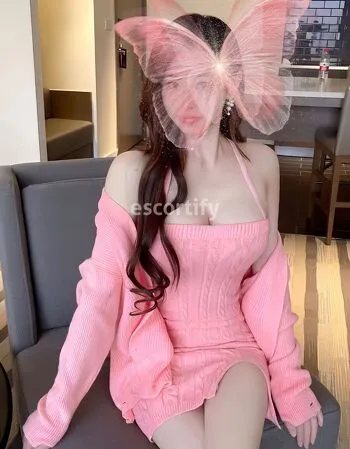 View Tong, Christchurch Escort | Tel: 0274470538
