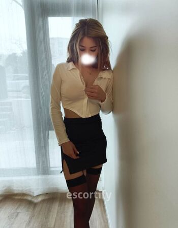 View Salina, Wellington Escort | Tel: 0221368899