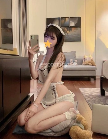 View Adora, Auckland Escort | Tel: 0204960067