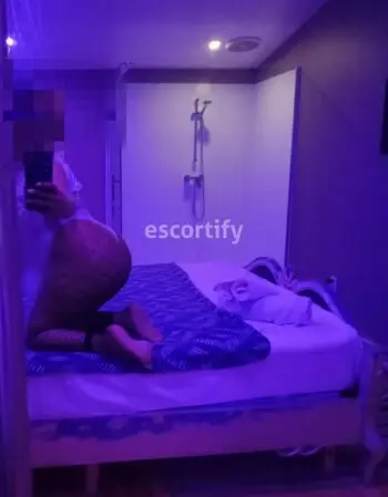 View Nadia, Auckland Escort | Tel: 0212201150