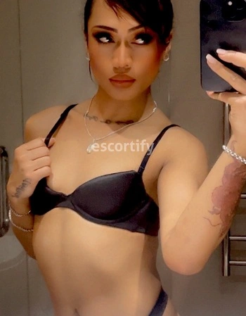 View Kamara trans, Auckland Escort | Tel: 0223152989