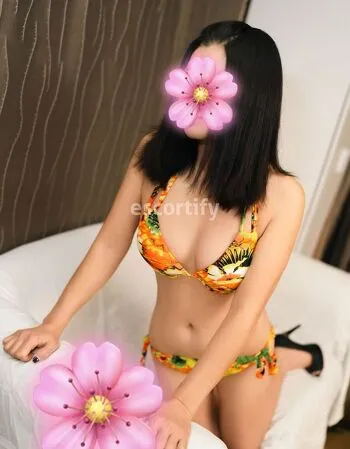 View Jojo, Hamilton Escort | Tel: 0223577099
