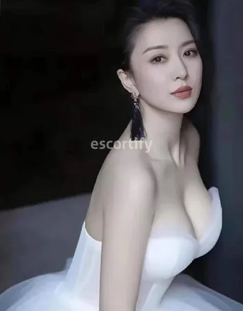 View Tania, Christchurch Escort | Tel: 022 6716 735