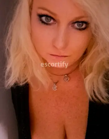 View Venus rose escort, Central Nth Island Escort | Tel: 02041632126