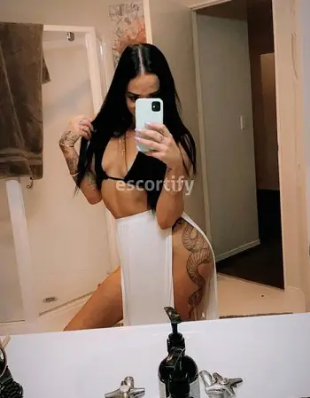 View Libby, Auckland Escort | Tel: +642108090185