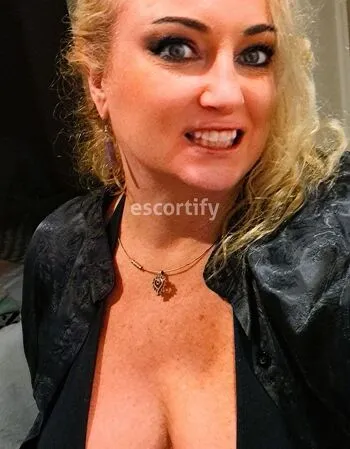 View Venus rose escort, Central Nth Island Escort | Tel: 02041632126