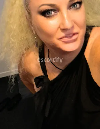 View Venus rose escort, Central Nth Island Escort | Tel: 02041632126