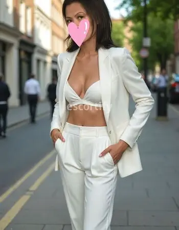 View Anna, Auckland Escort | Tel: 0204718928