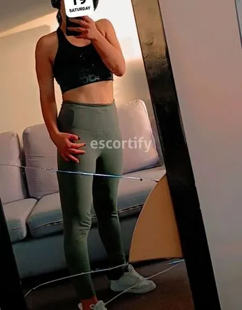 View Jenna, Auckland Escort | Tel: 0204572604