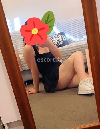 View Jenna, Auckland Escort | Tel: 0204572604
