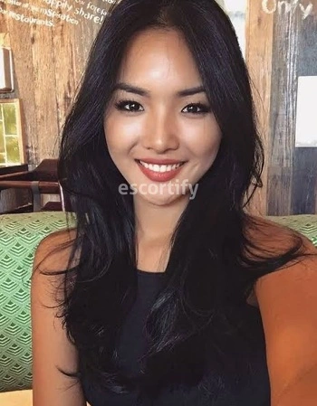 View Eva, Auckland Escort | Tel: 02041855987