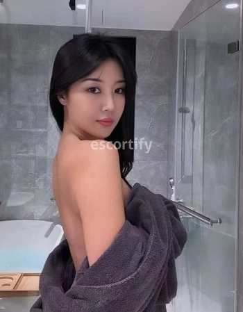 View Monica, Auckland Escort | Tel: 0204836179