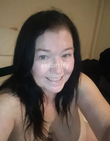 View Sexy Kiwi Euro Sapphire, Central Nth Island Escort | Tel: 0204358608