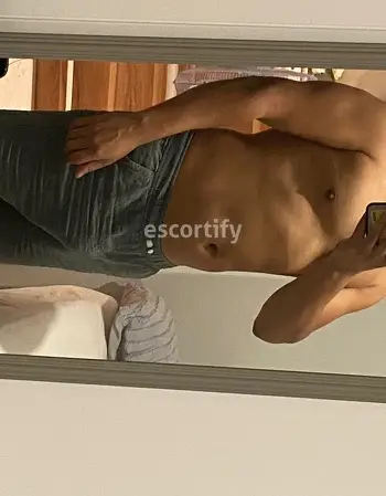 View Teteu, Males Escort | Tel: 0225645817