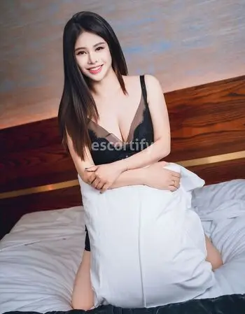 View Vivi, Christchurch Escort | Tel: 0221751096