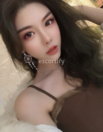 View Celine, Auckland Escort | Tel: 02102468885
