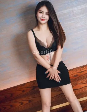 View Vivi, Auckland Escort | Tel: 0221751096