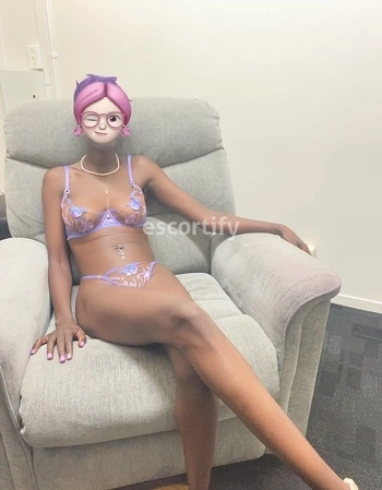 View Gloria, Auckland Escort | Tel: 02108510373