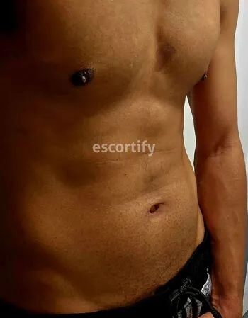 View Straight Jalen, Males Escort | Tel: 0225023906
