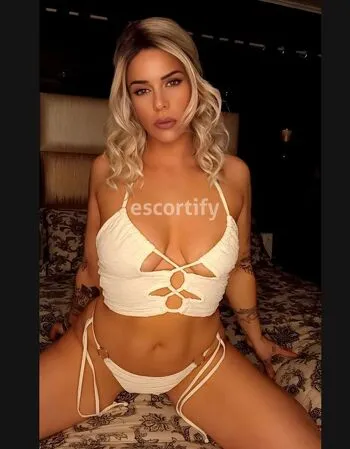 View Talia, Christchurch Escort | Tel: 0204284766