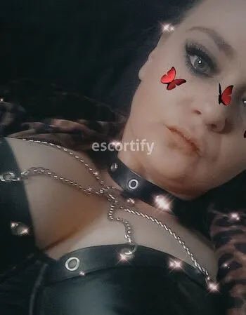 View Eden, Hamilton Escort | Tel: 0225411796