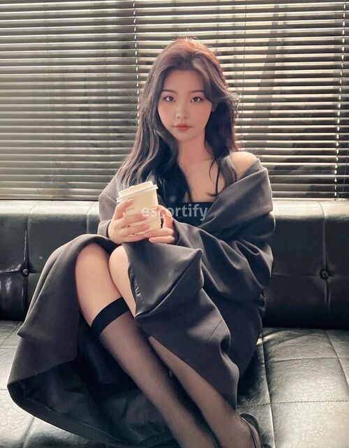 Xixi-19 yrs old