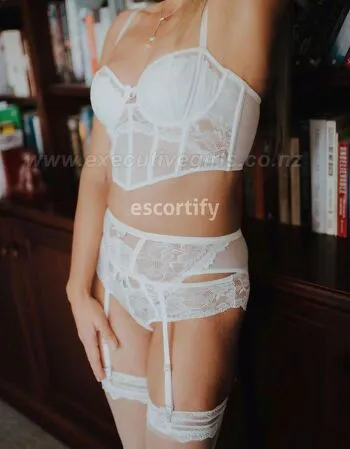 View Tiffany, Christchurch Escort | Tel: 02777 532 33