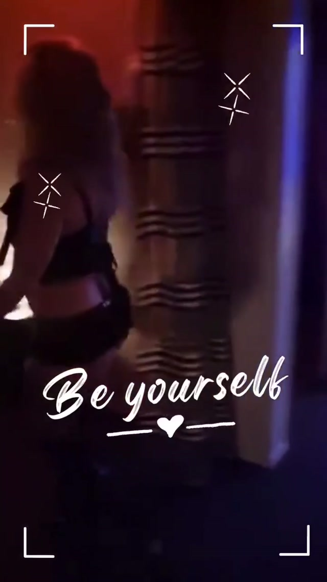 PARIS - GFE Included