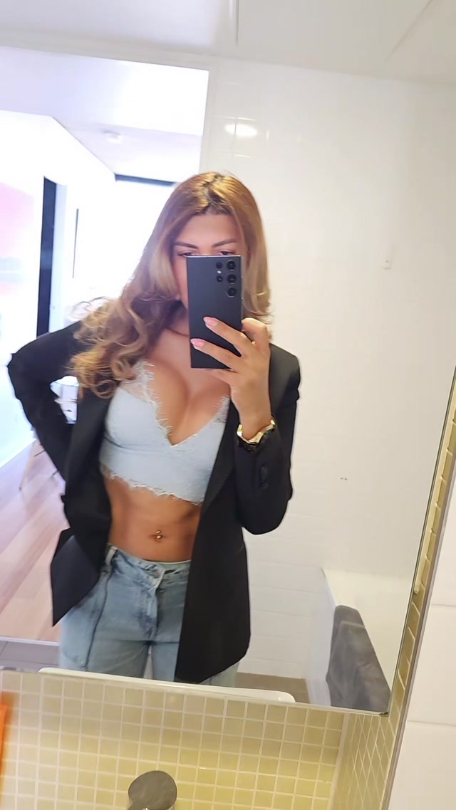 🇨🇴NEW LATINA🇨🇴